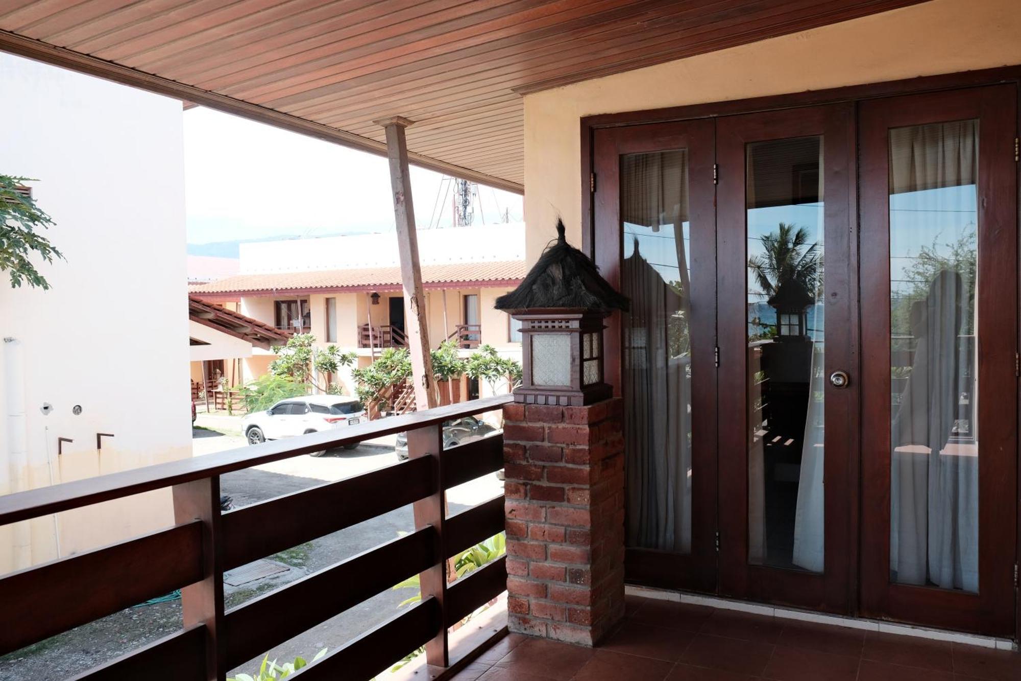 Arbiru Beach Resort Dili Exterior photo